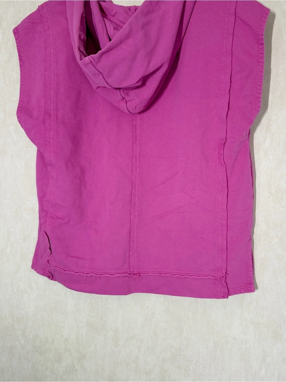 Pilcro Women’s Sleeveless Hoodie Sweatshirt V-Neck in Pink S